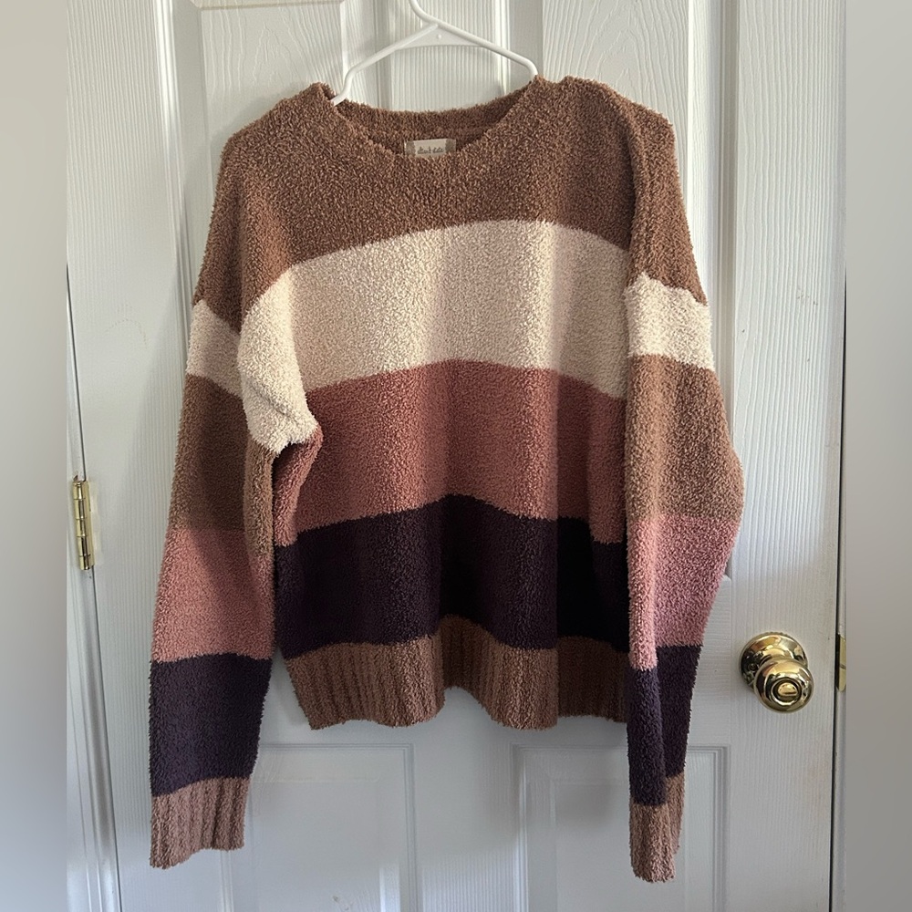 Altar’d State Sweater - Size Medium - Very Good Condition